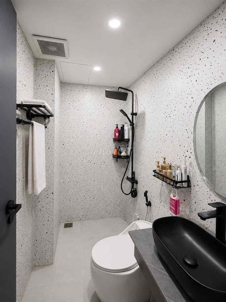 CĂN HỘ STUDIO QUẬN 1 - VÒNG XOAY PHÙ ĐỔNG -