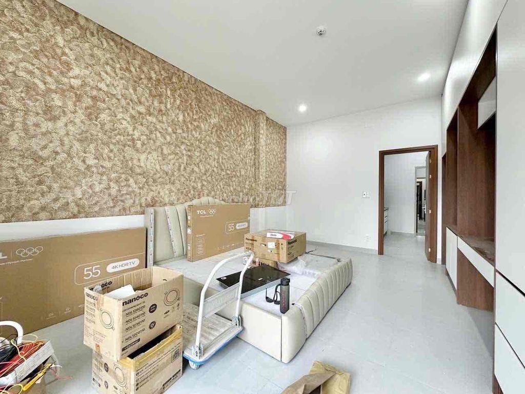 1PN CMT8 Quận 10 – Gần ĐH Bách Khoa, UEH, Vạn Hạnh Mall , CV Lê Thị Ri