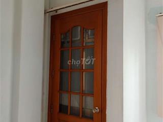 Cho thuê phòng lầu 3