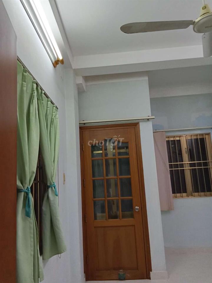 Cho thuê phòng lầu 3