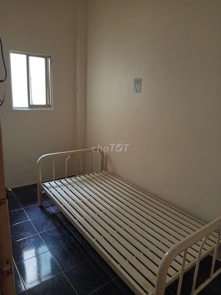 Phòng trọ giá rẻ 1 triệu rưỡi ở quận 1 đối diện đài truyền hình TPHCM