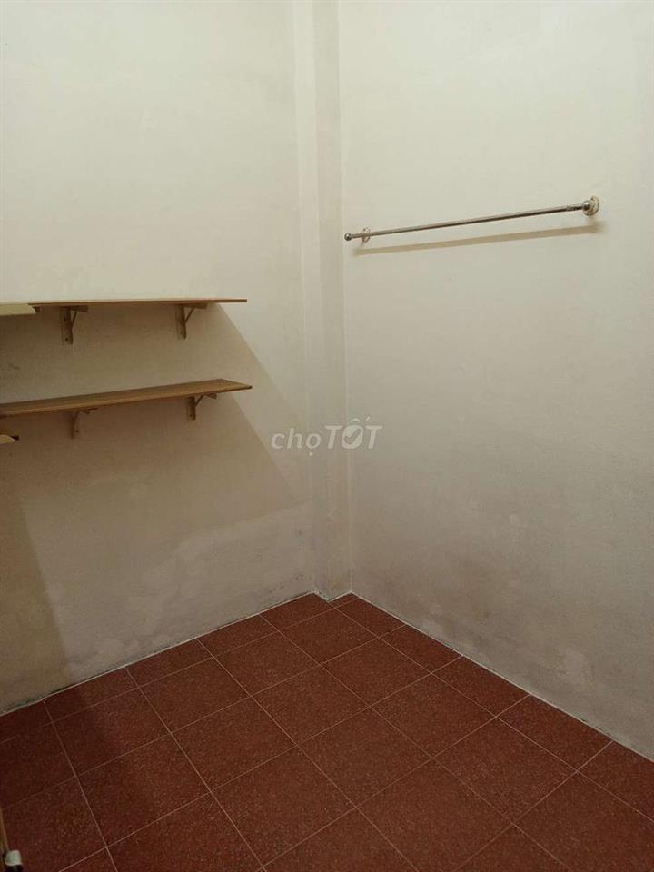 Phòng trọ giá rẻ 1 triệu rưỡi ở quận 1 đối diện đài truyền hình TPHCM