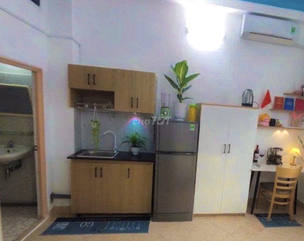 Nhượng phòng Trần Hưng Đạo trung tâm Q1