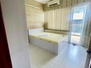 CẦN PASS NHANH PHÒNG STUDIO BAN CÔNG, 25m2 TT QUẬN 1. GIÁ 5TR
