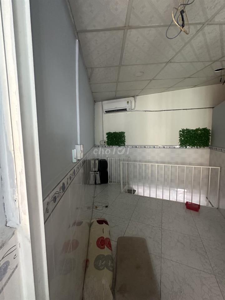 Nhà nguyên căn 30m vuông