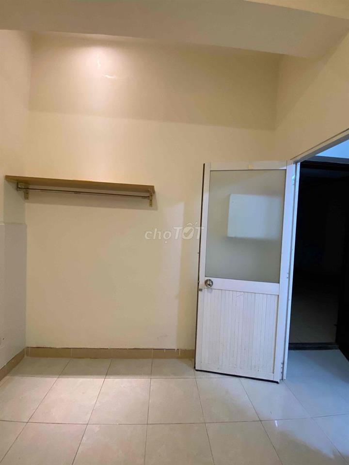 Bán chung cư Cao Ốc B Ngô Gia Tự, 55,2m2, 2PN, 1WC