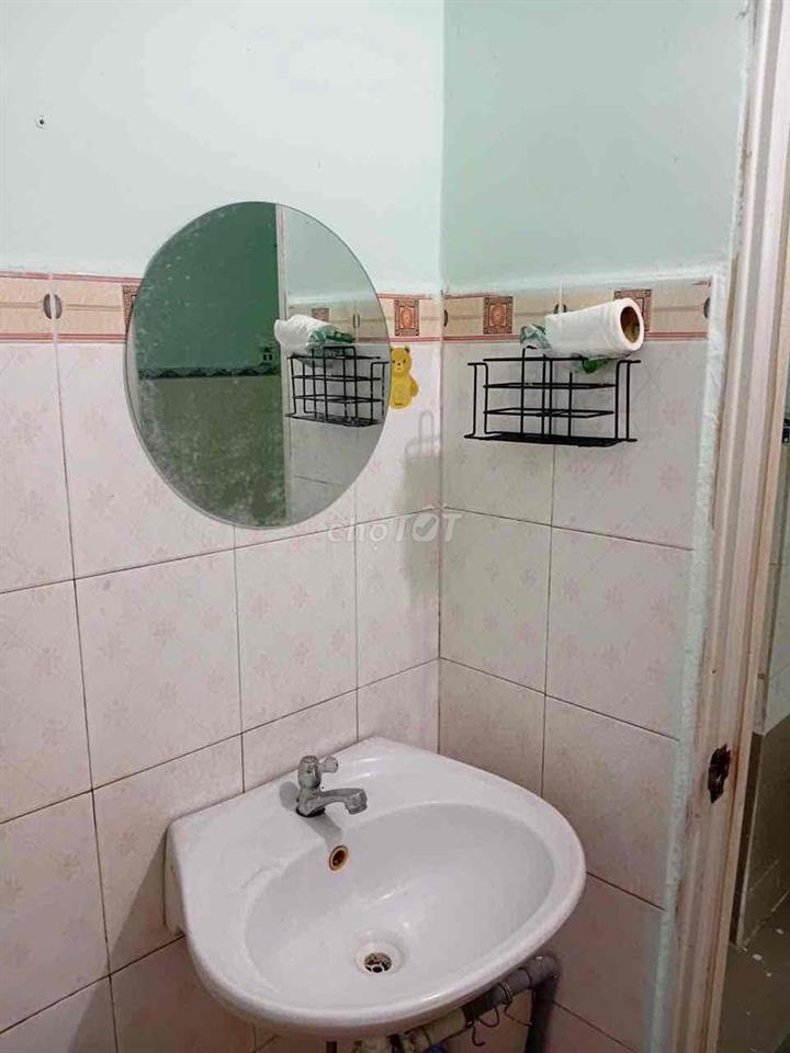 Cho thuê nhà 1/72 Nguyễn Thế Truyện, 4x15m, 2,5 lầu 3PN