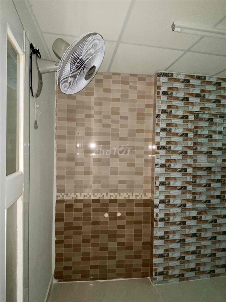 Cho thuê nhà 415/3 Âu Cơ 3x25m 4PN 2WC