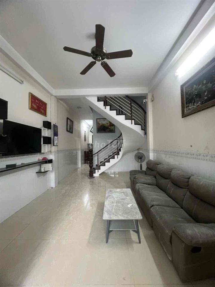 Cho thuê nhà 44/26 Vườn Lài - 4PN - Full nội thất