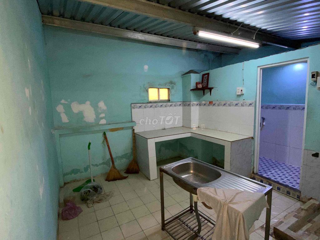 Chung cư 2PN lầu 3 - 352 Trần Phú, Quận 5
