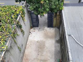 Nhà 4x40m cho thuê làm bưu cục, hoặc văn phòng kèm kho, có sân để xe