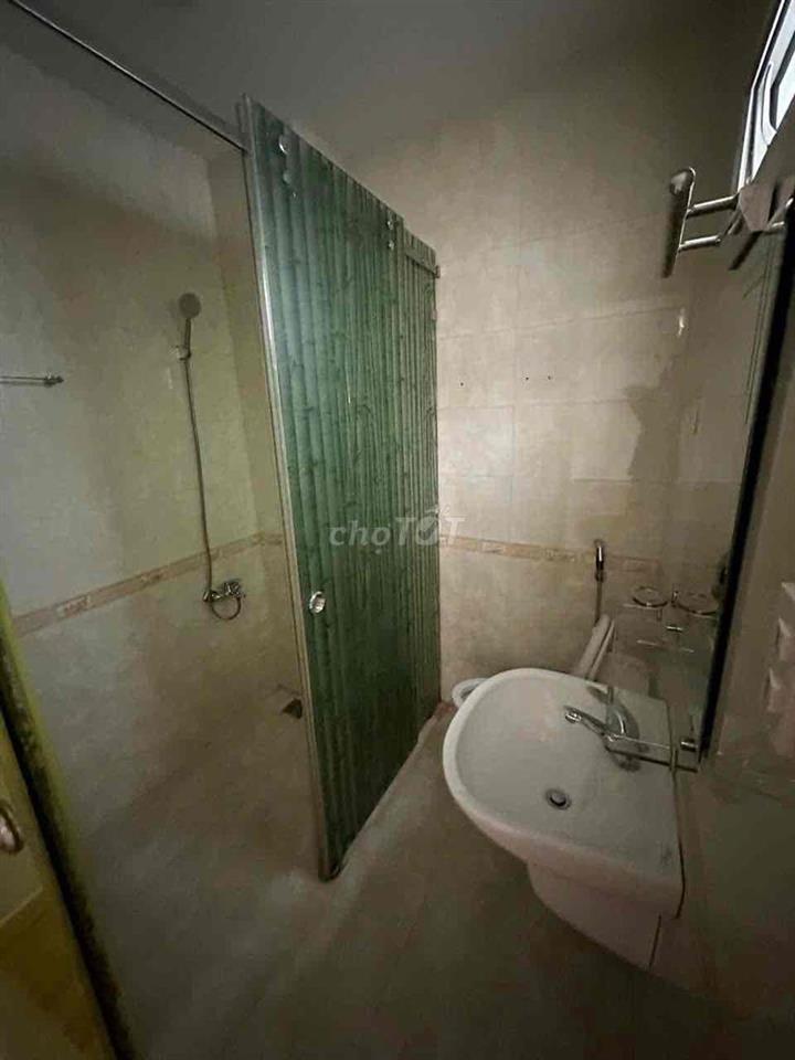 5PN 4WC NHÀ ĐẸP HUỲNH THIỆN LỘC