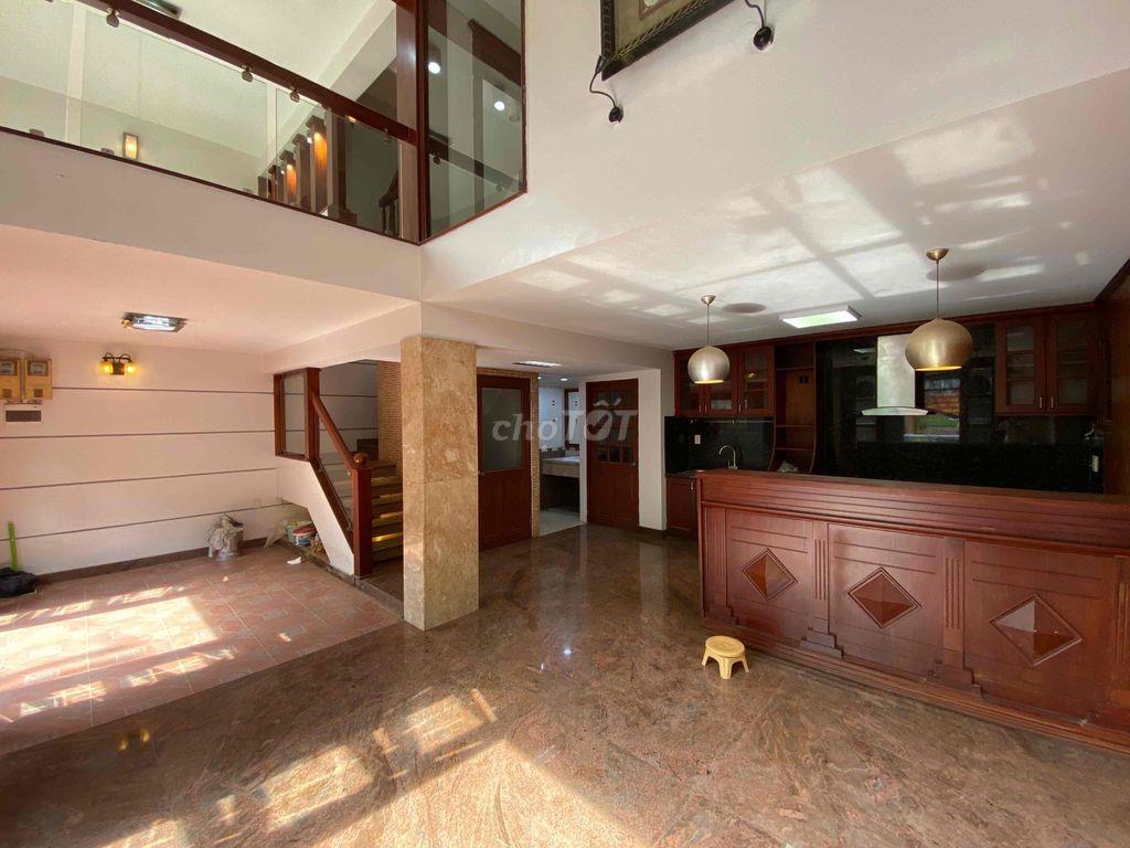 NHÀ ĐẸP 8x12m 5PN CHO THUÊ LÀM VPCT