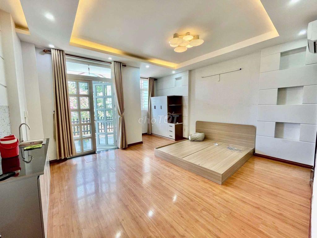 Căn Hộ Ban Công