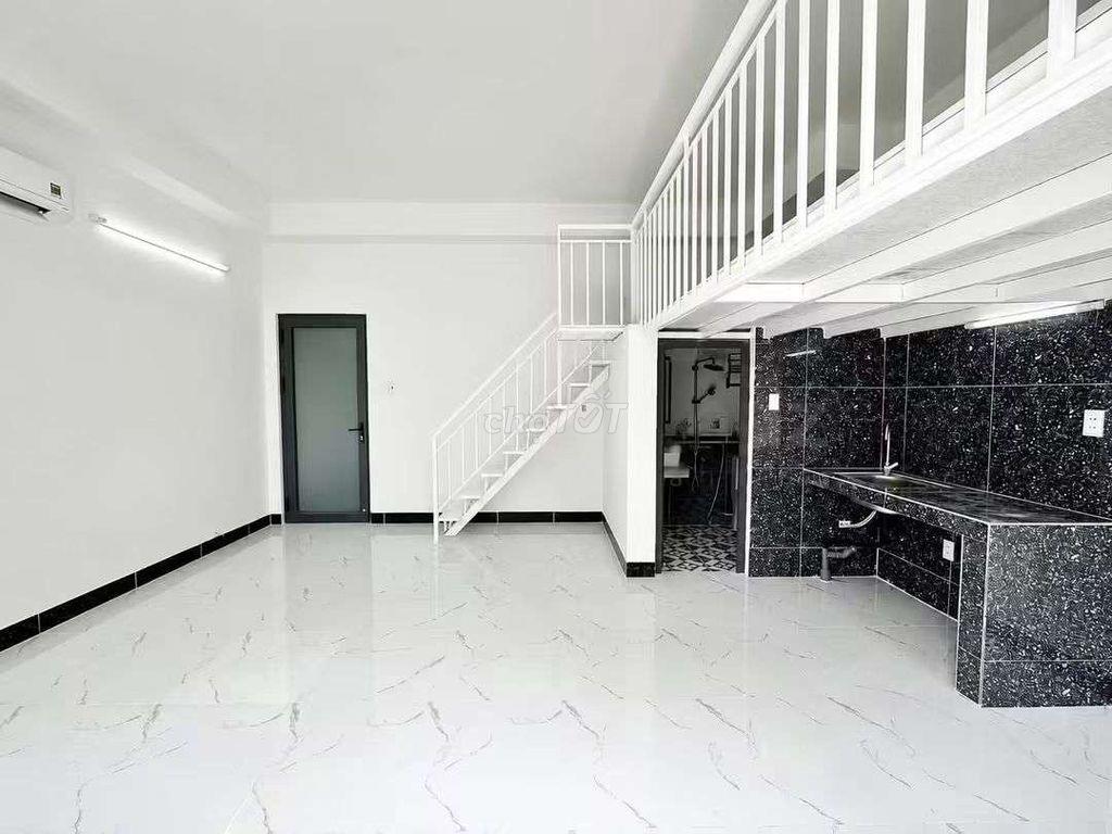 Căn Hộ Duplex Ban Công 40m2 Đầy Đủ Nội Thất - Ngay Hoàng Văn Thụ