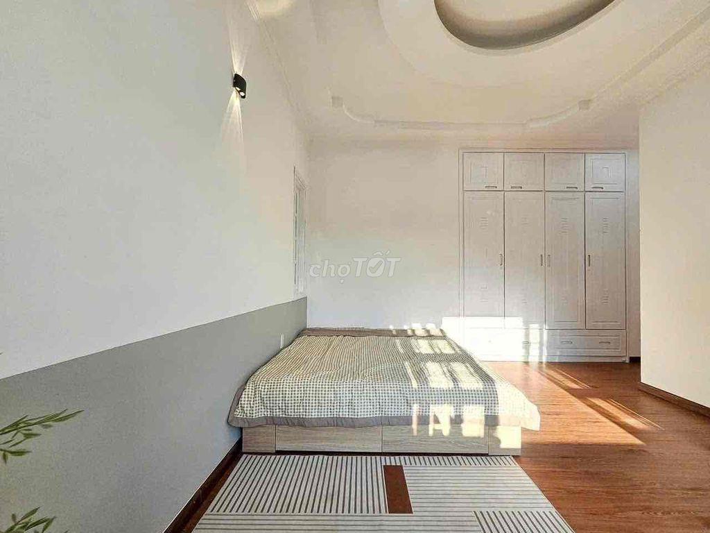 TRỐNG PHÒNG STUDIO CỬA SỔ NGAY NGUYỄN TRI PHƯƠNG UEH Q10