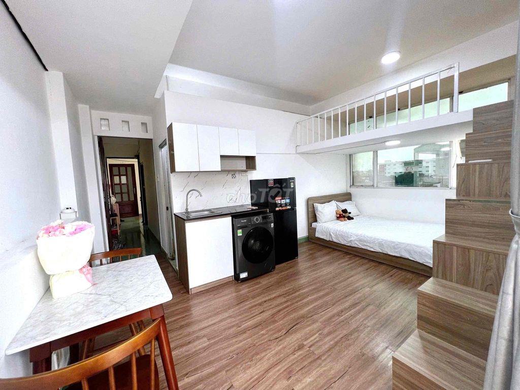 CHO THUÊ DUPLEX BAN CÔNG GẦN ĐẠI HỌC UEH, HUFLIT,..