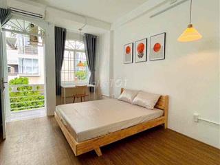 CHO THUÊ STUDIO BAN CÔNG FULL NỘI THẤT NGAY KHU BÀN CỜ