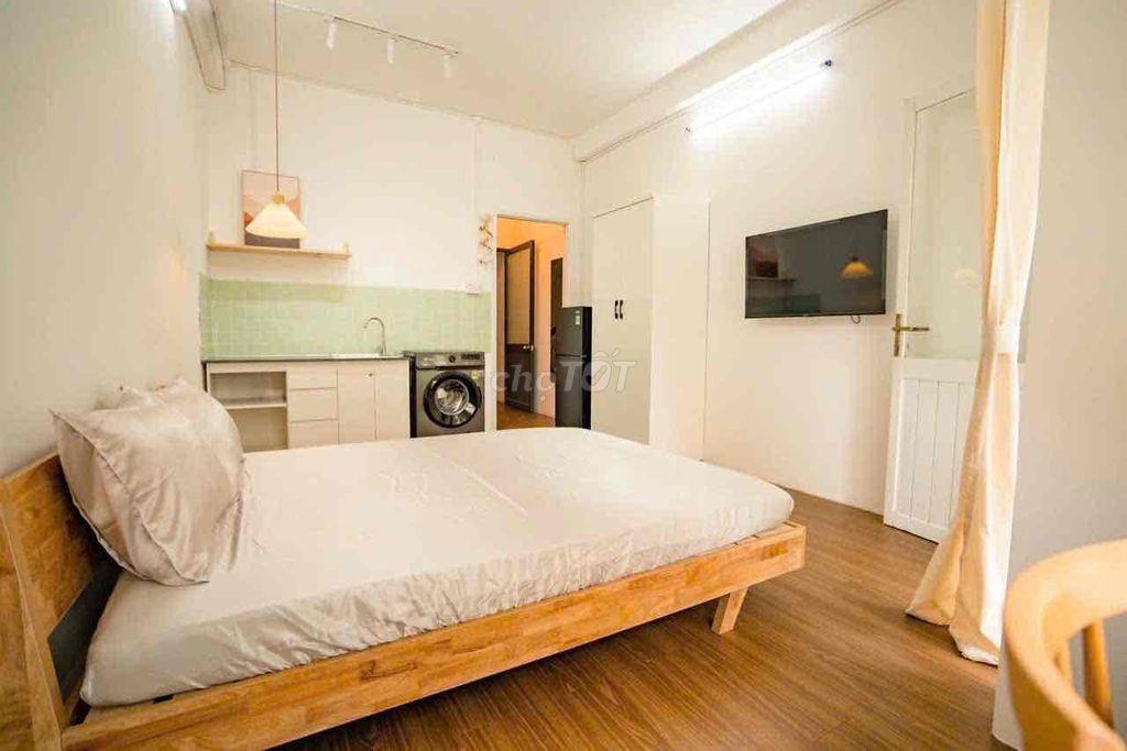 CHO THUÊ STUDIO BAN CÔNG FULL NỘI THẤT NGAY KHU BÀN CỜ