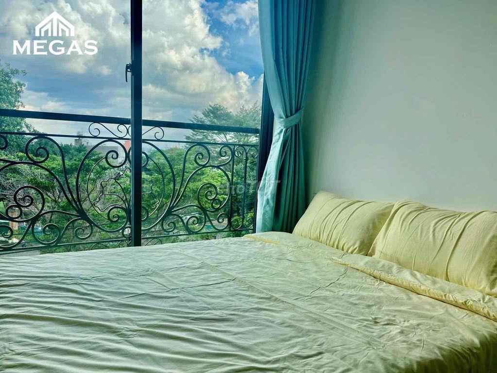 DUPLEX CỬA SỔ NGAY HÒA BÌNH- LŨY BÁN BÍCH- ĐẦM SEN NGAY ĐH HỒNG BÀNG
