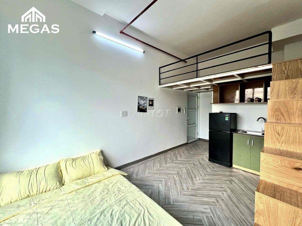 DUPLEX CỬA SỔ NGAY HÒA BÌNH- LŨY BÁN BÍCH- ĐẦM SEN NGAY ĐH HỒNG BÀNG