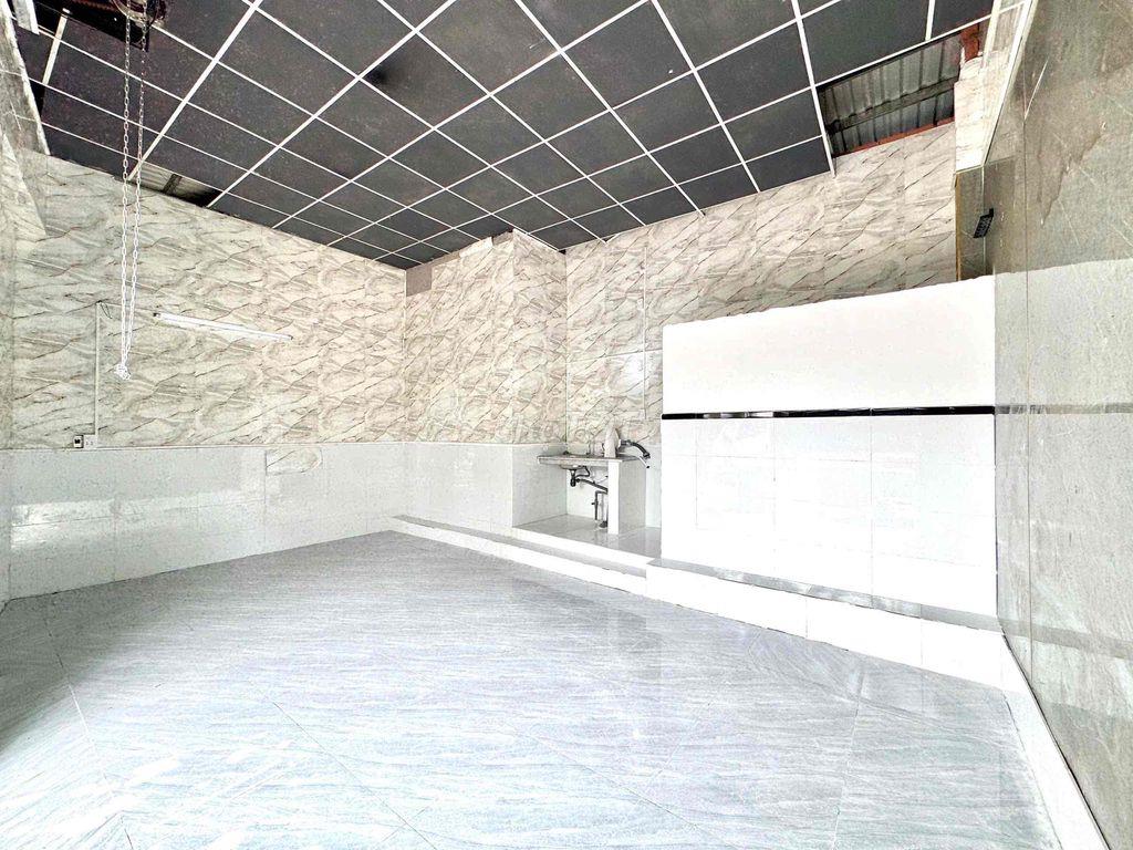 MBKD MẶT TIỀN KÊNH TÂN HÓA 60M2 ( CÓ LÀM GÁC)
