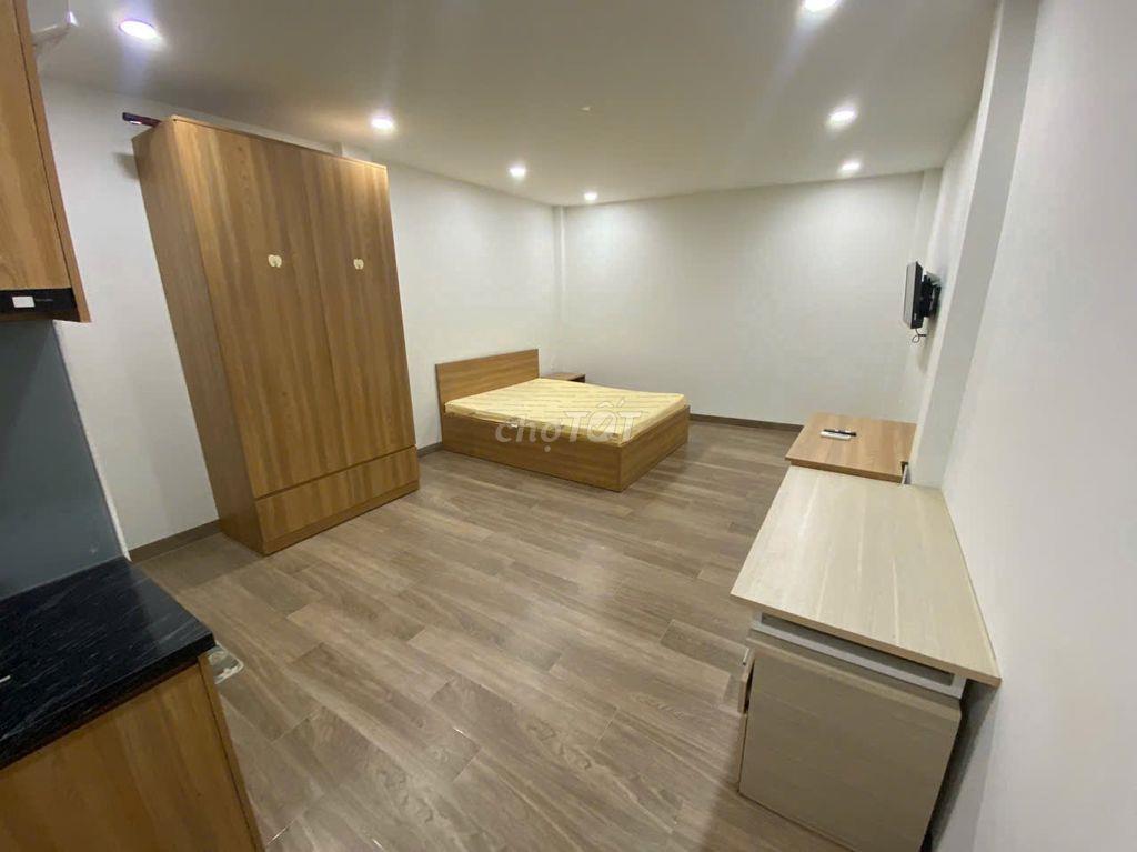 Hẻm 104 Thành Thái, P12, Q10. Cho thuê căn hộ dịch vụ. Full nội thất.