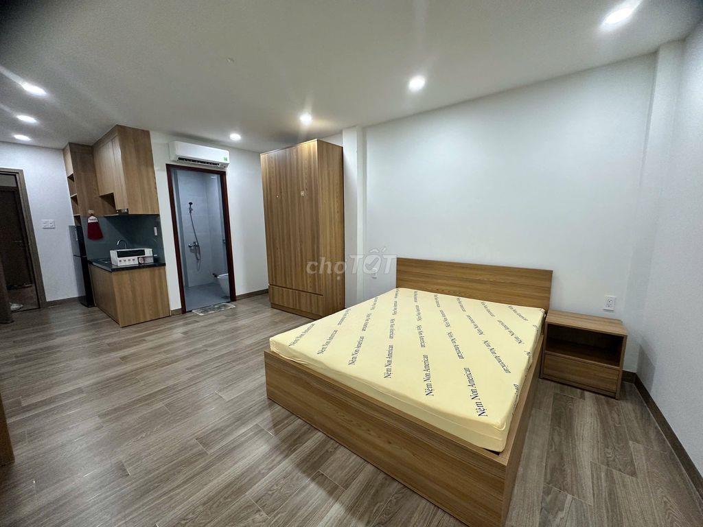 Hẻm 104 Thành Thái, P12, Q10. Cho thuê căn hộ dịch vụ. Full nội thất.