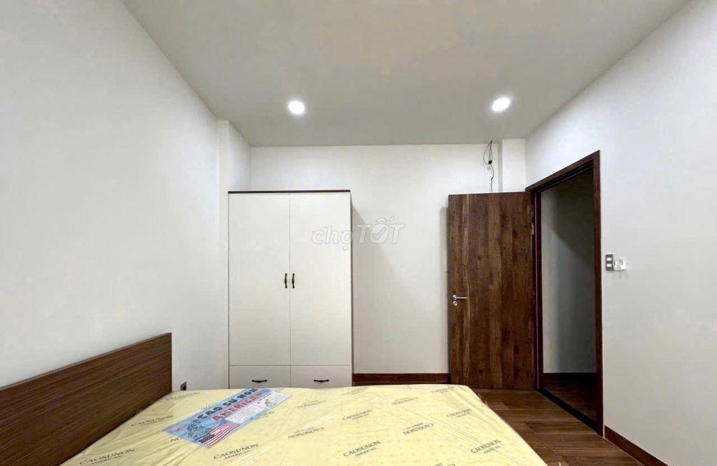 Hẻm 104 Thành Thái, P12, Q10. Cho thuê căn hộ dịch vụ. Full nội thất.