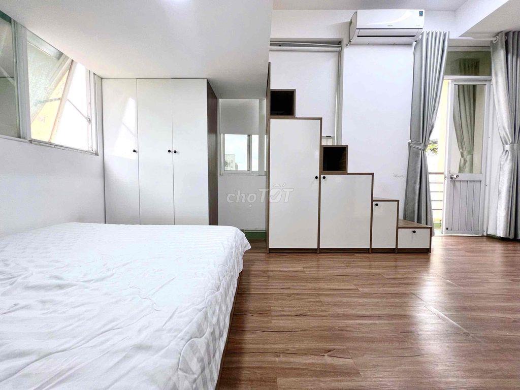 DUPLEX 30m2 - BAN CÔNG - PHÒNG RỘNG, THOÁNG MÁT - NGAY UEH Q10