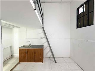 🔥Phòng trọ giá rẻ gần vòng xoay lê đại hành sẵn máy lạnh trống sẵn