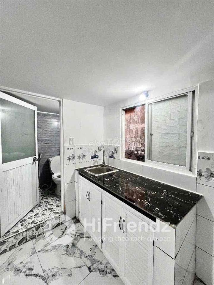 🔥PHÒNG GÁC SIÊU RỘNG ĐI BỘ QUA ĐH Y DƯỢC CÁCH 2.5KM QUA SGU, SƯ PHẠM