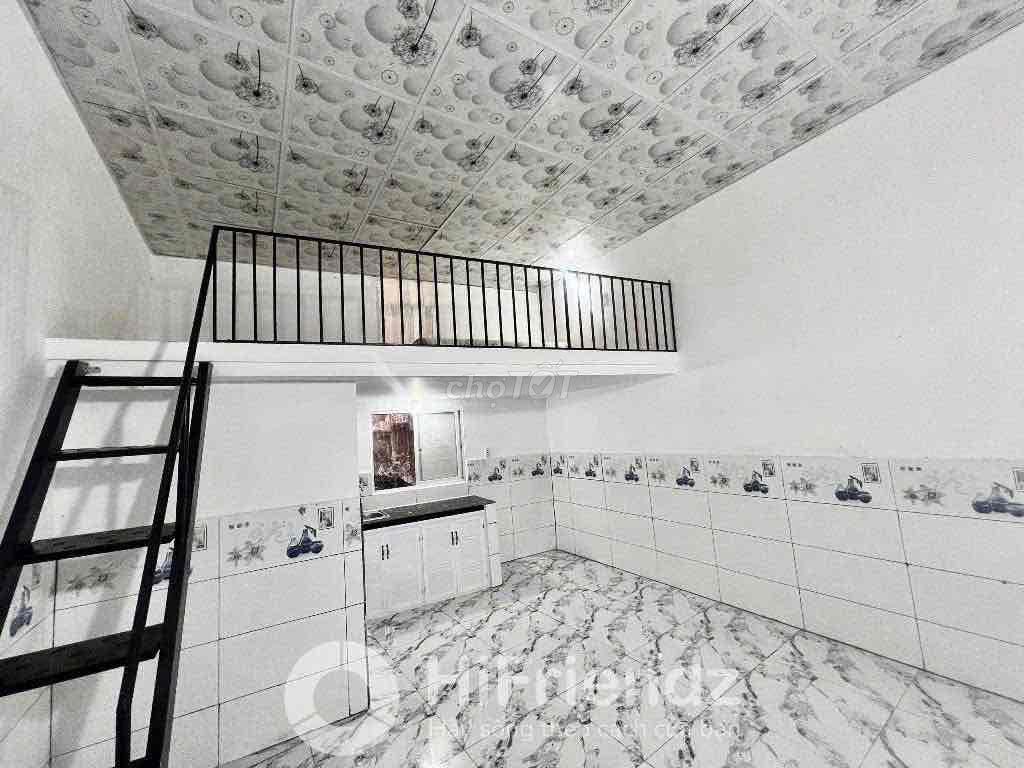 🔥PHÒNG GÁC SIÊU RỘNG ĐI BỘ QUA ĐH Y DƯỢC CÁCH 2.5KM QUA SGU, SƯ PHẠM