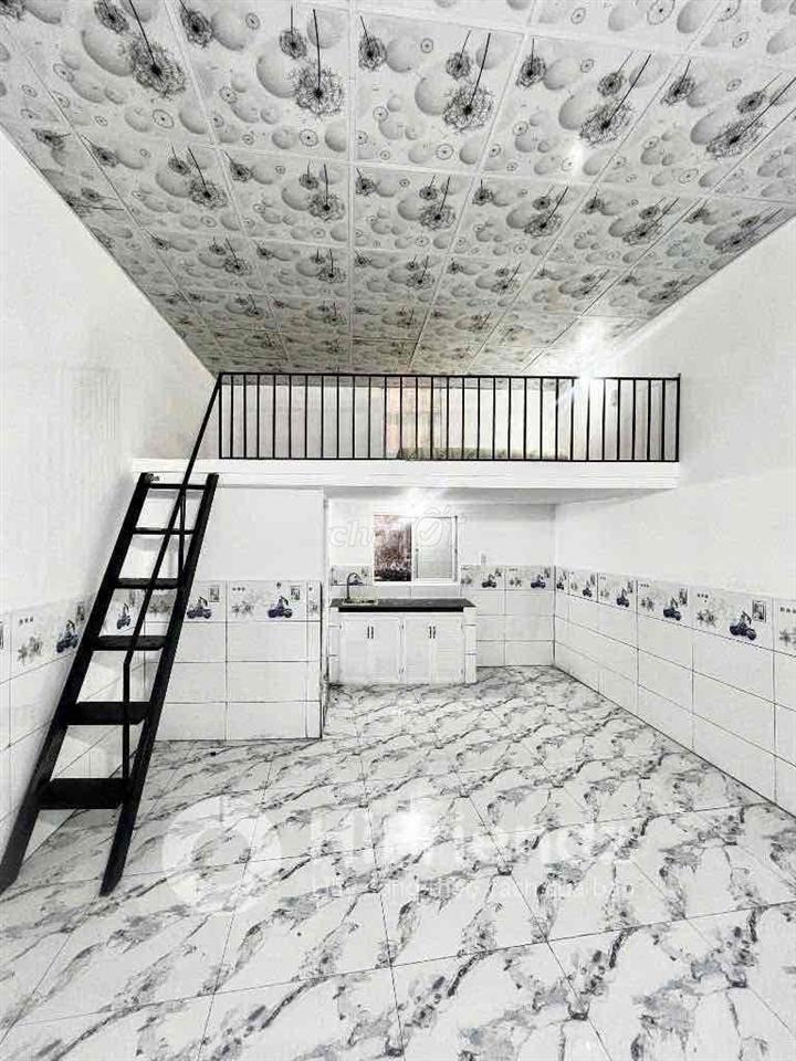 🔥PHÒNG GÁC SIÊU RỘNG ĐI BỘ QUA ĐH Y DƯỢC CÁCH 2.5KM QUA SGU, SƯ PHẠM