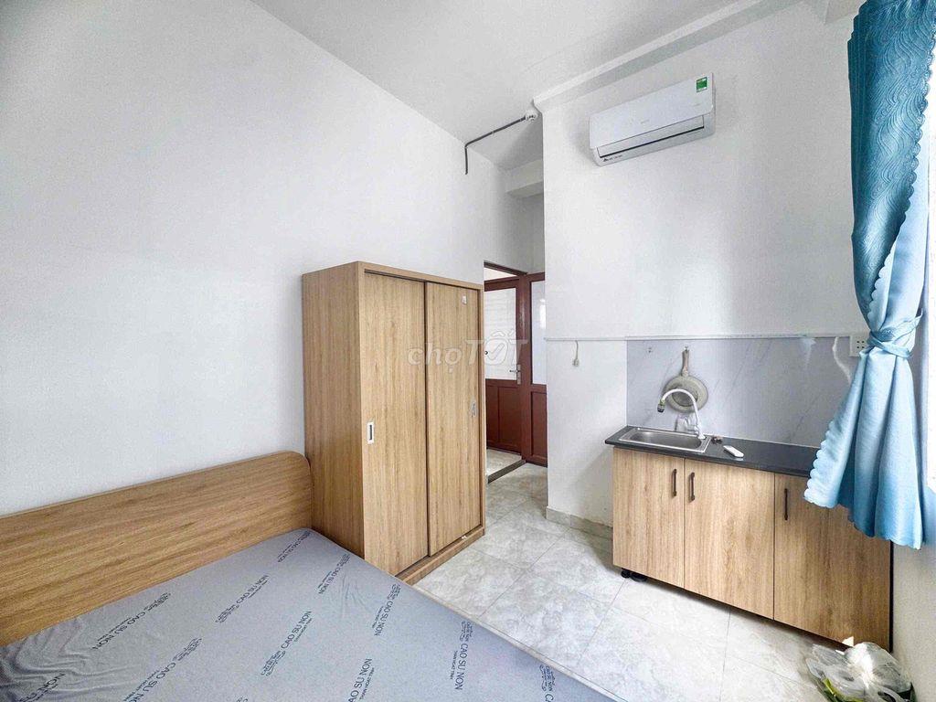 🔥Phòng trọ cửa sổ 10p qua ĐH Y DƯỢC , ĐH UEH , ĐH BÁCH KHOA trống sẵn