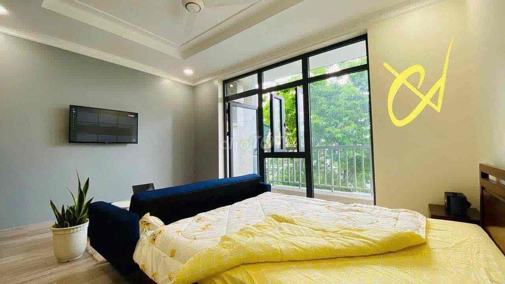 NGAY CẦU VƯỢT 3/2 STUDIO BANCOL THOÁNG MÁT RỘNG RÃI FULL NT