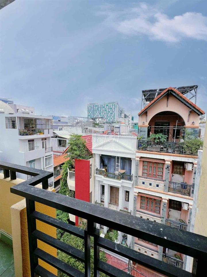 DUPLEX KẾ BÊN TRƯỜNG ĐẠI HỌC SƯ PHẠM - ĐẠI HỌC MỞ - ĐẠI HỌC KIẾN TRÚC