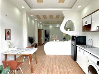 cho thuê CHDV cao cấp ngay mặt tiền đường