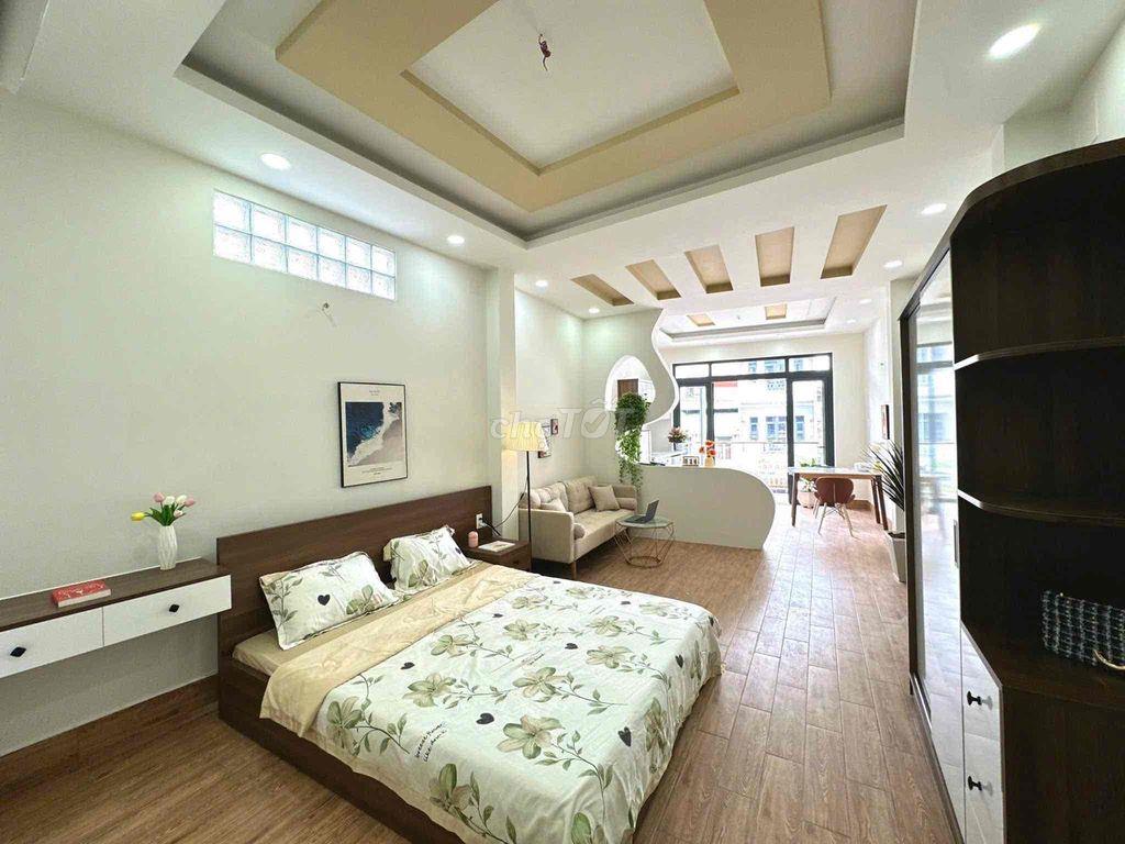 cho thuê CHDV cao cấp ngay mặt tiền đường