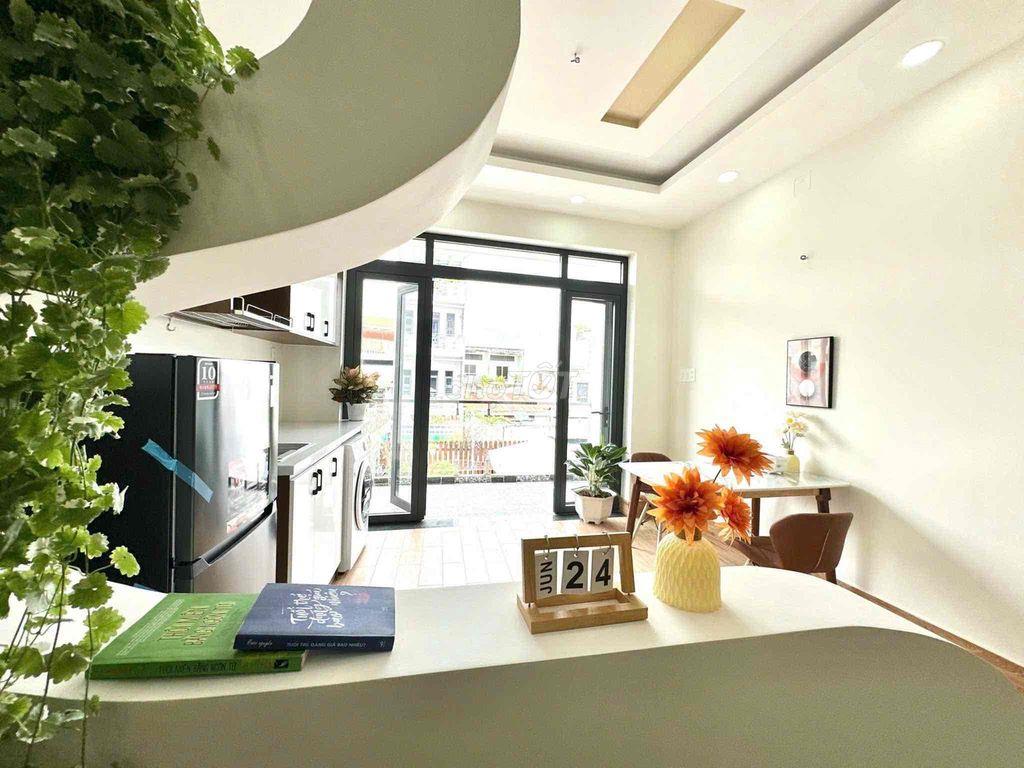 cho thuê CHDV cao cấp ngay mặt tiền đường