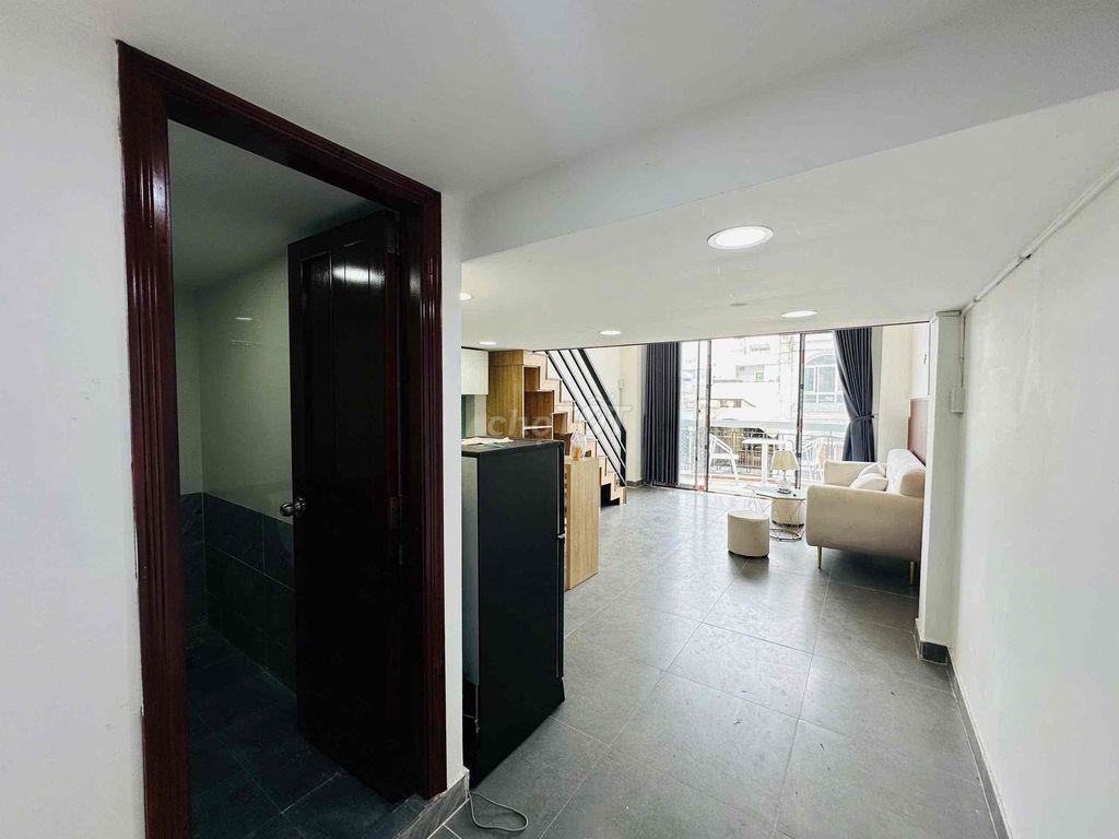DUPLEX BAN CÔNG NGAY TRUNG TÂM QUẬN 3