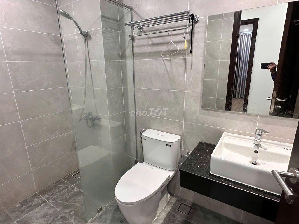 C/ Nguyễn Kim Q.10 có 3PN 90m2, nội thất full giá 15 tr/th nhà trống