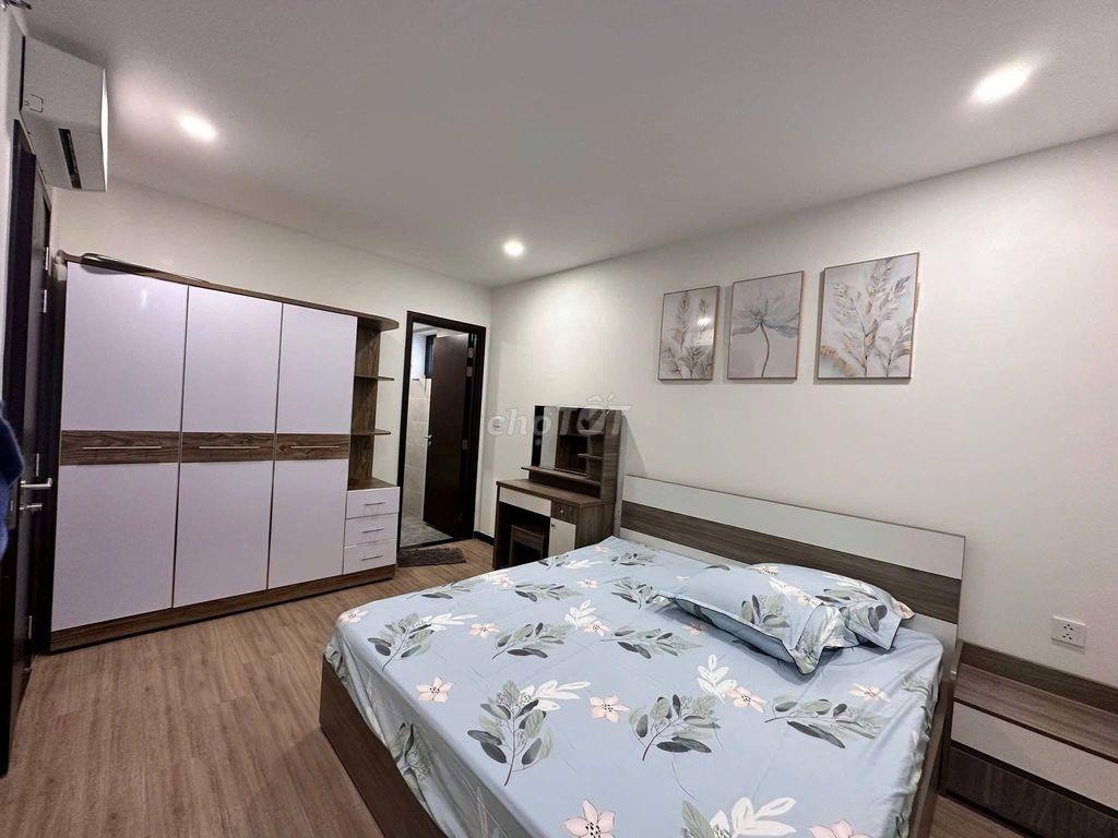 C/ Nguyễn Kim Q.10 có 3PN 90m2, nội thất full giá 15 tr/th nhà trống