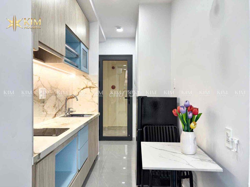 Cho thuê căn hộ ban công 30m2 gần Lotte Mart TDTU RMIT Q7