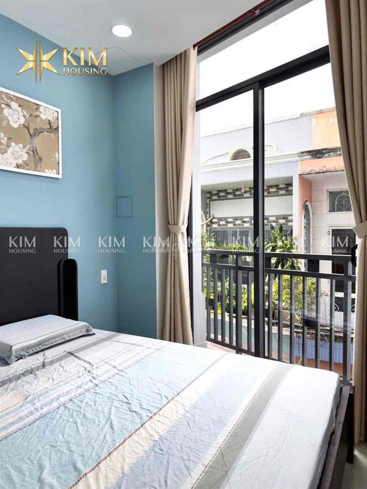 Cho thuê căn hộ ban công 30m2 gần Lotte Mart TDTU RMIT Q7