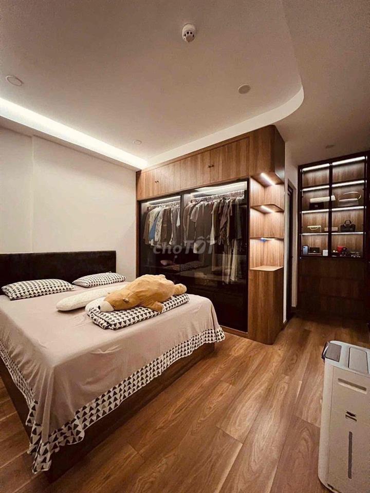 Cho Thuê Căn Hộ Ban Công Dọn Ở Liền – Gần VivoCity, Phú Mỹ Hưng