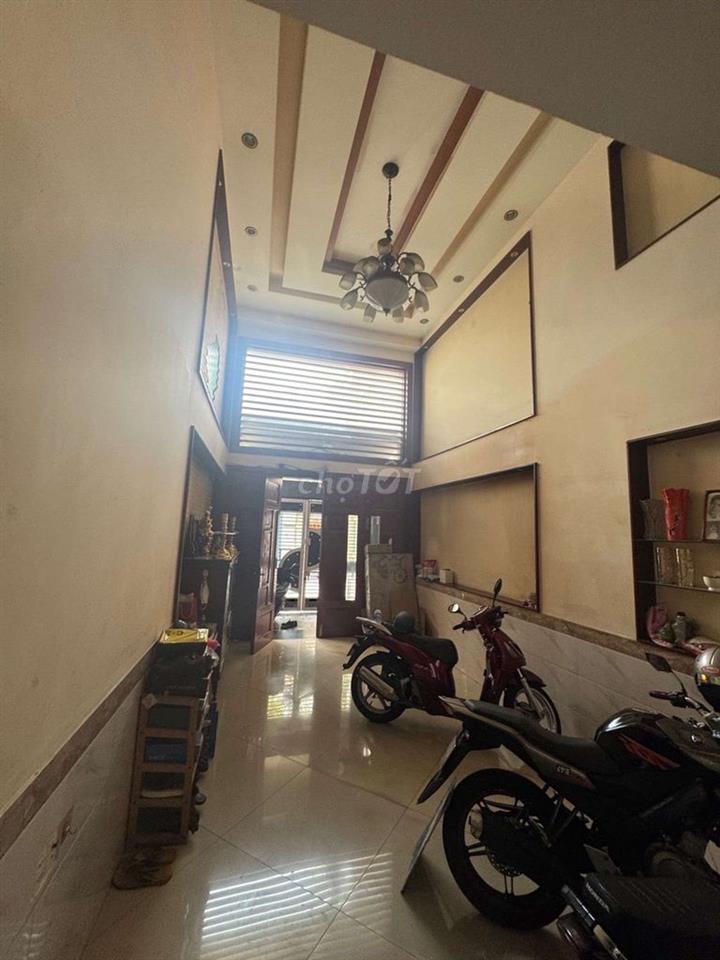 Tân Bình HXH tránh đường Âu Cơ 5 tầng 67m2 chỉ 9,3 tỷ