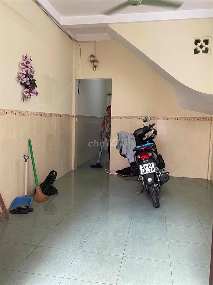 Nhà hẻm Cao Thắng trung tâm Q10