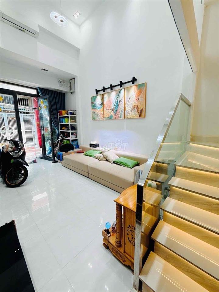 BÁN NHÀ 3 TẦNG 9,2 TỶ LÊ HỒNG PHONG QUẬN 10 HẺM XE HƠI KẾ BÊN QUẬN 5