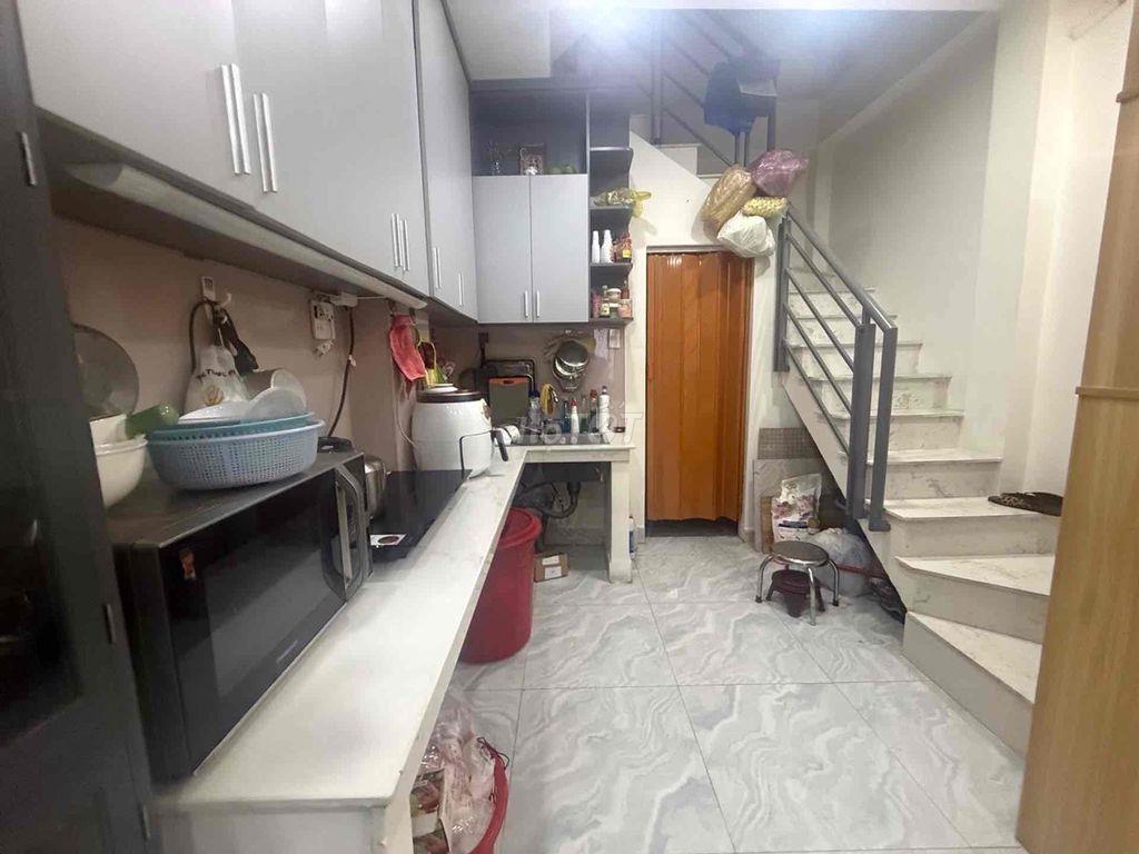 BÁN NHÀ LÊ HỒNG PHÒNG 5 TẦNG 3 PN 4 WC  TTQ10 HẺM XE HƠI